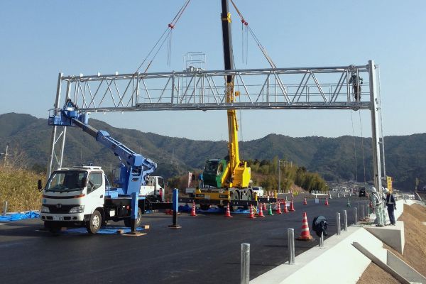 道路情報板システム